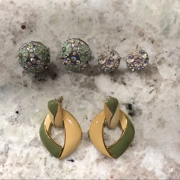 Set of 3 Fashion Earrings - Picture 10 of 10